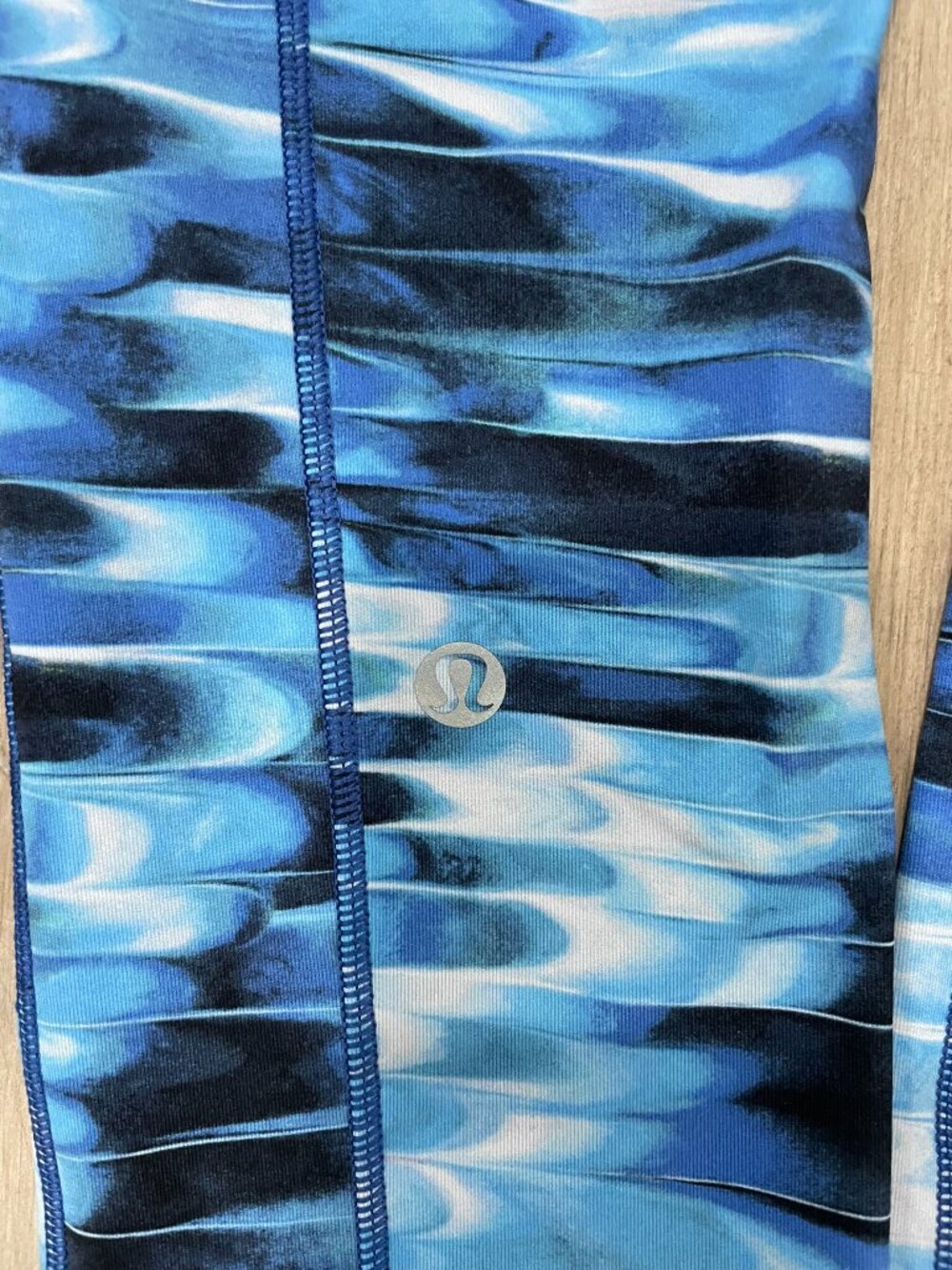Lululemon Speed Up Crop 21" Tidal Multi Size 4 W6AO8S - Picture 13 of 16